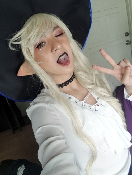 Cha'boy Taako’ll be at VAX today! Fashionably late because...