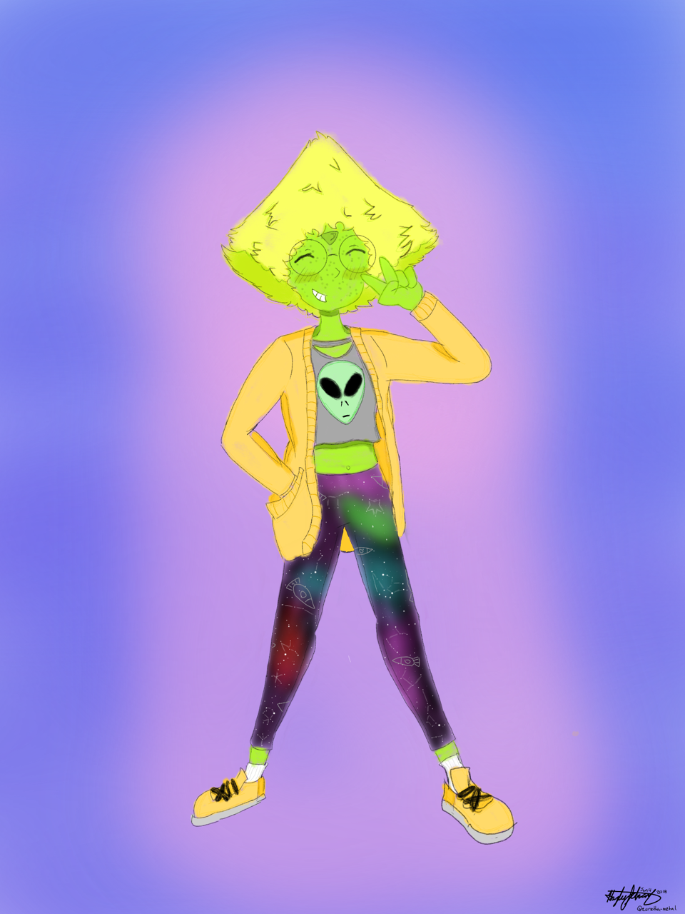 Had the urge to draw my favorite bean today. Here’s the in class and digi doodle of Peridot.
