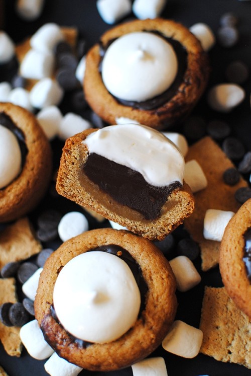 hoardingrecipes - Smores Cookie Cups