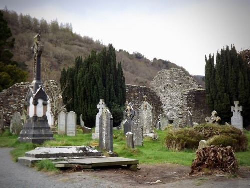 eopederson - Cemetery, Glendalough, County Wicklow, Ireland, 2013.