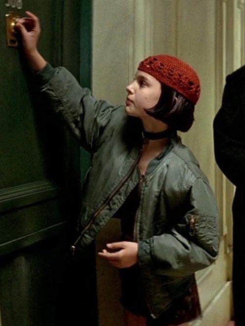 laughter-in-thedark:Mathildas outfits in Leon the professional