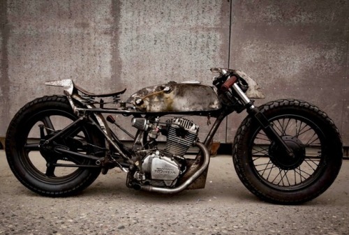 vintagemotorcyclepictures - Honda CB125 Ratbike