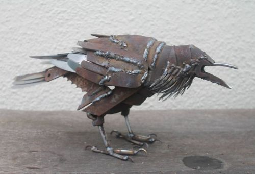 basmathgirl - awesome-picz - Artist Turns Scrap Metal Into...