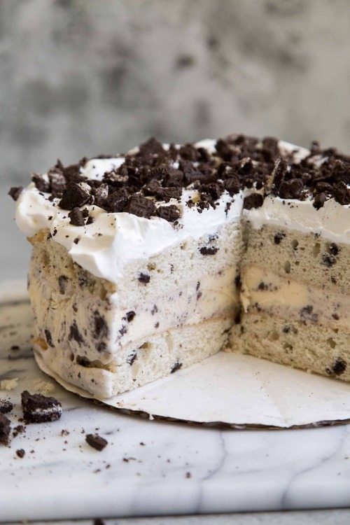 fattributes - Cookies and Cream Ice Cream Cake