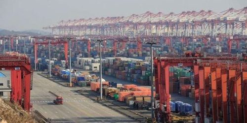 100 مليار دولار حجم التجارة المتوقع بين الصين وروسيا العام...