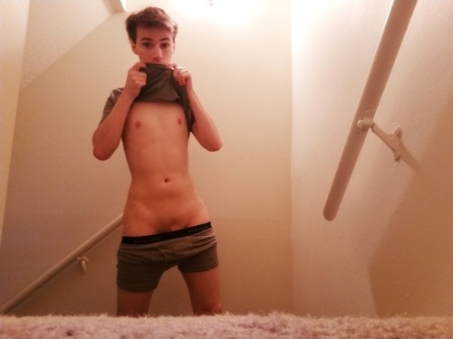 smoothtwinkasses - ecscc - I look kinda fit todayOnly the...
