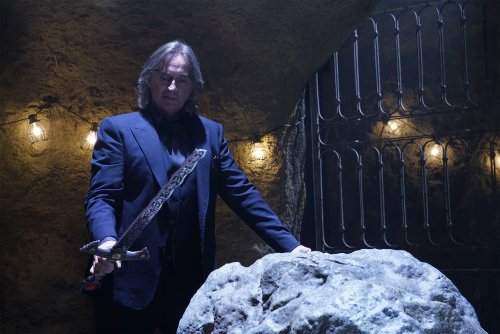 efnewsservice - Rumple 5.06 The Bear and the Bow   (x)