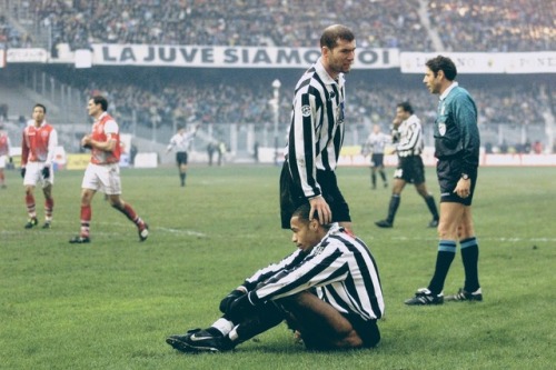 greatsofthegame - Thierry Henry and Zinedine Zidane 1999A rare...