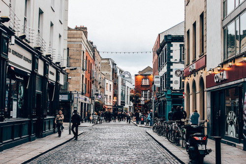 convexly - streets of dublin by ohlovelylies on Flickr.