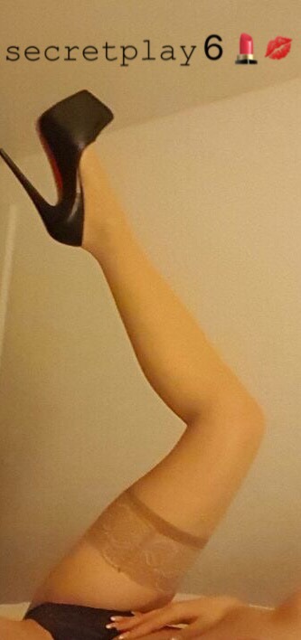 secretplay6 - My leg with stockings and high heels 