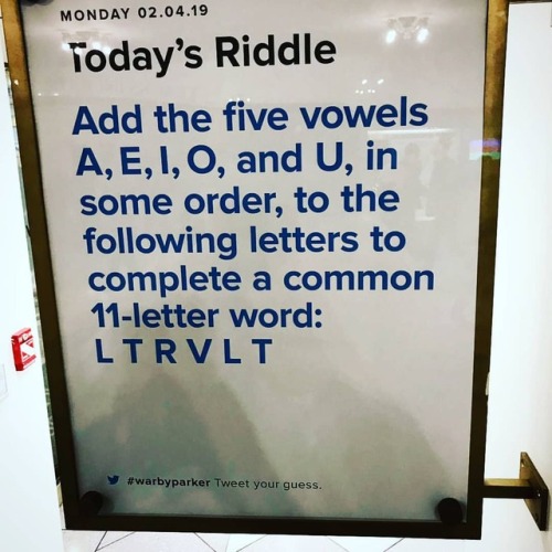 Ok #Warbyparker #riddle of the day. (at Grand Central...