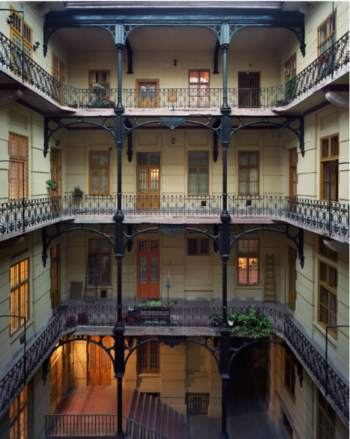 detournementsmineurs:“Budapest Courtyards” by Yves Marchand et...