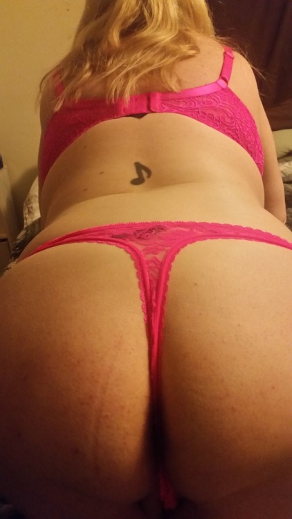 bbwhotwife2cum4 - Well would you? Everyone who reblogs this post...
