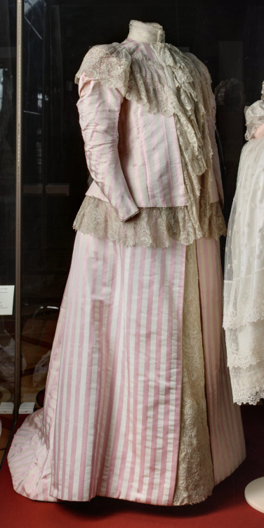 teatimeatwinterpalace - Maternity dress belonging to Empress...