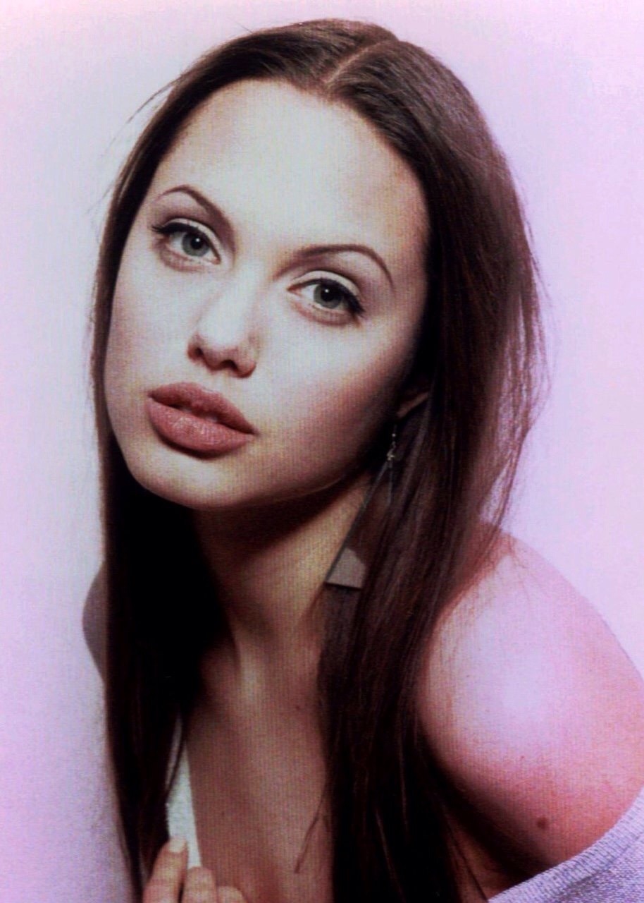 90s — thesadfeeling: Angelina Jolie, 1994