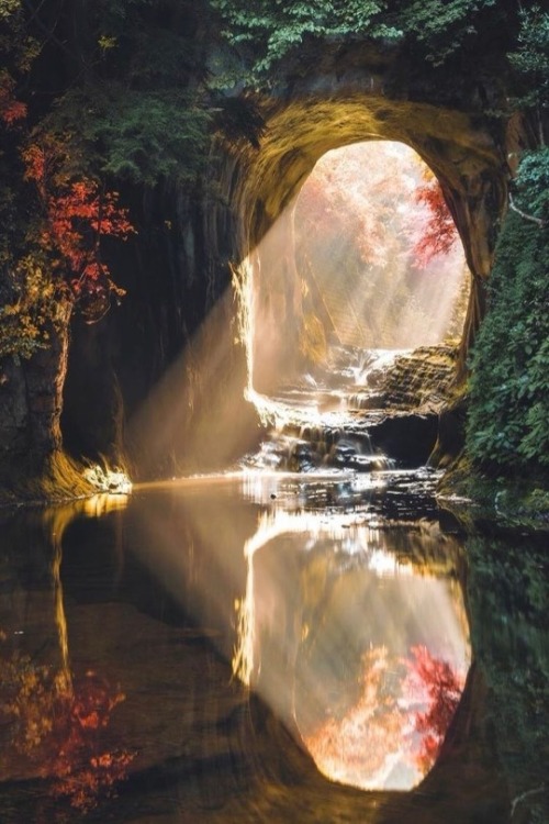 maureen2musings - Nomizo Falls, Japan@takaphilography