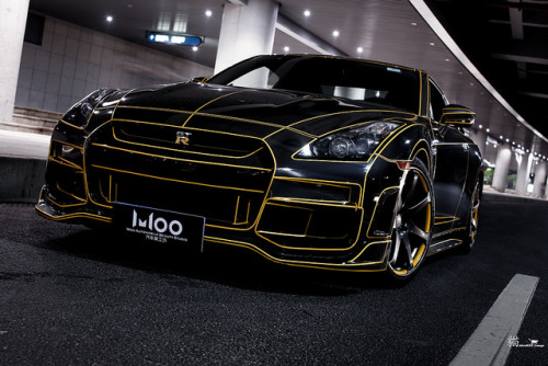 automotivated:NISSAN GTR by AlexMXY on Flickr.