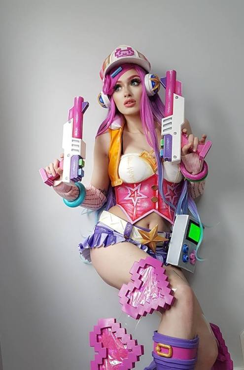 steam-and-pleasure - Miss Fortune arcade from league of...