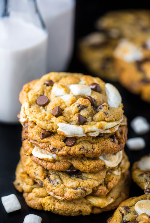 sweetoothgirl:S’mores Chocolate Chip Cookies
