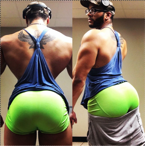 This boy’s ass…LAWD!!!!!!!IG - _broteinshake_