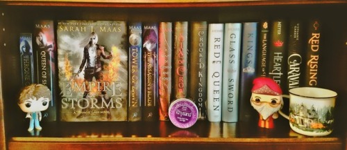 bookklempt - Top 10 reads of 2017!1. A Court Of Thorn &...