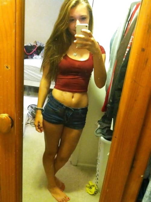 jawdroppingteens - Reblog if you want more posts like this...