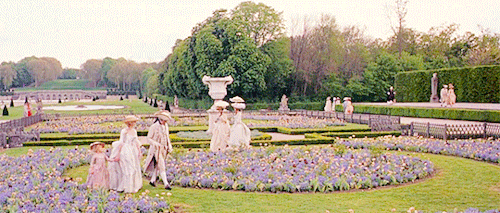 tooyoungtoreign:Marie Antoinette (2006)