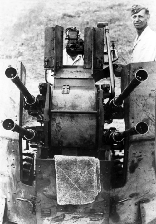 gray-firearms - derpanzergraf - Flugabwehrkanone...