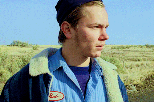 keanuincollars - River Phoenix in My Own Private Idaho (1991)
