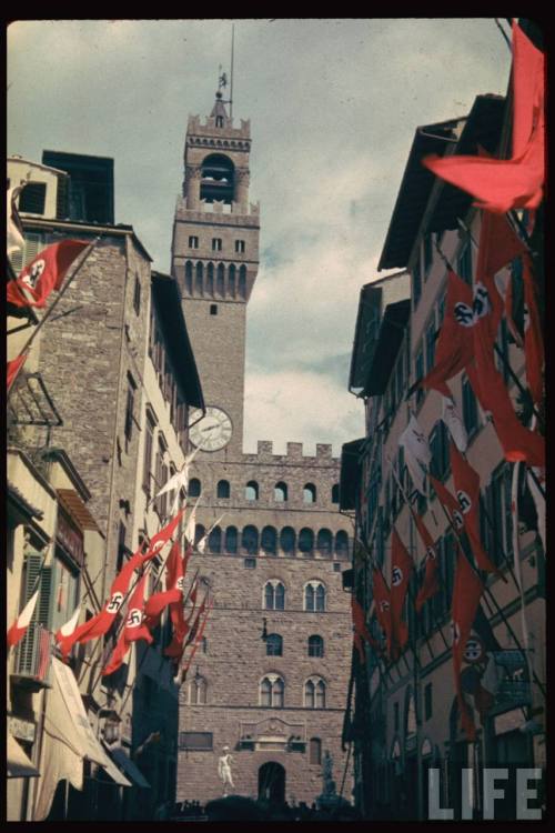 demdeutschenvolke - Florence, Italy; May 1938. German flags near...