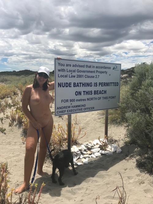 legalizepublicnudity - naturistelyon - Nude at Perth, Australia...