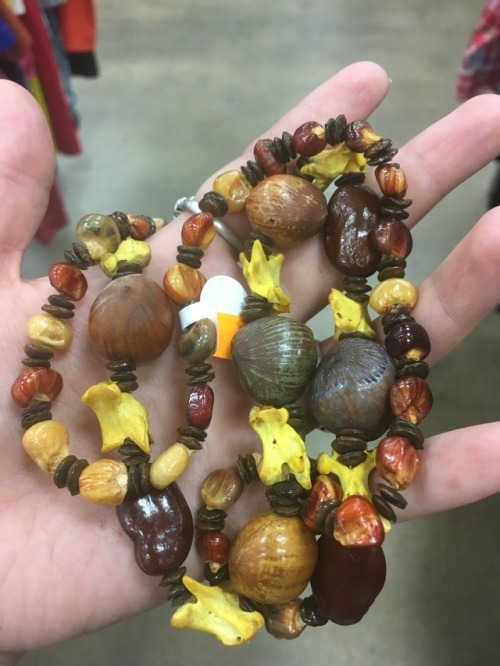 shiftythrifting - Necklace on fishing line made of nuts, corn,...