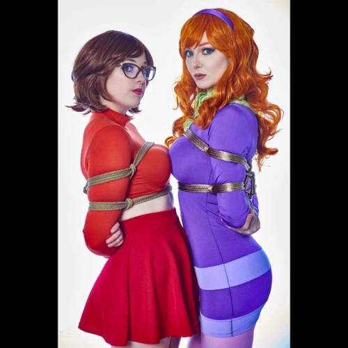 steam-and-pleasure - Scooby-Doo Velma and Daphne by Reagan...