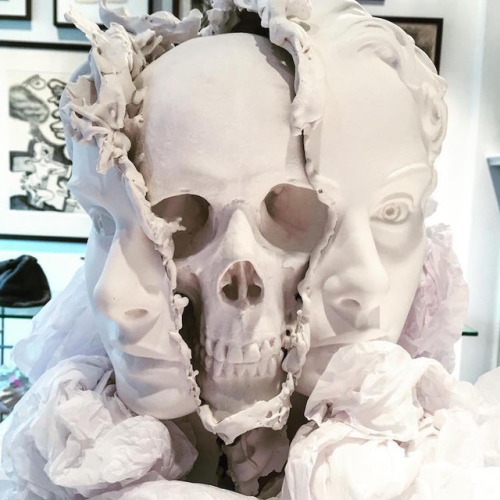 sixpenceee - Death Visceration, a surreal sculpture by Taiji...
