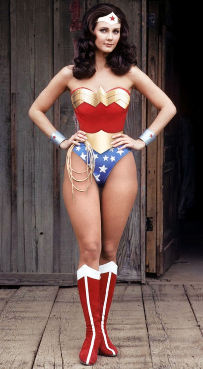 vonter-voman - Lynda Carter as post-Crisis Wonder Woman