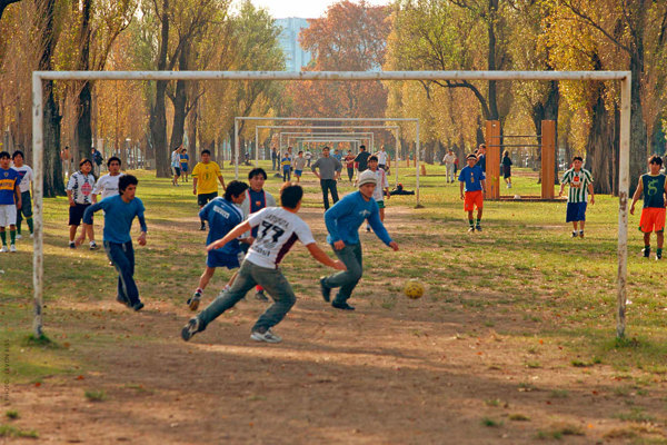 The One Love Project, by Levon Biss [[MORE]]
Over the course of 2 years, London-based photographer Levon Biss visited 28 countries across 6 continents to document local football, from children playing in city parks, to professionals playing at the...