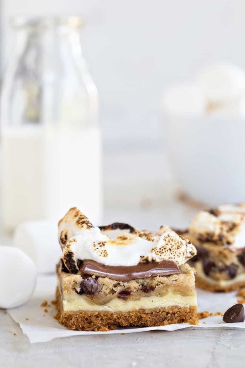 fullcravings - Cookie Dough Cheesecake S’mores
