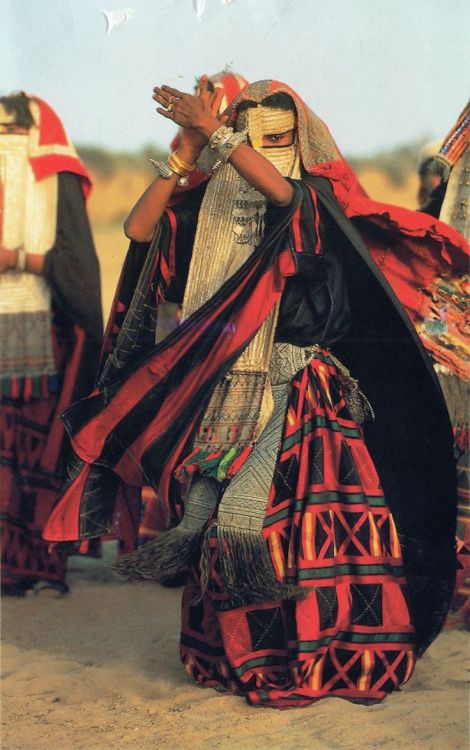 mindcontrolexperiment - Rashaida woman dancing, Eritrea. Taken...