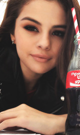 Selena Gomez Tumblr_p0tka7VI3Y1uaal11o9_250
