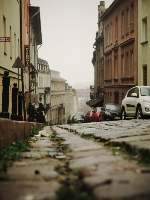 allthingseurope - Warsaw Old Town street (by Darek Drapala)
