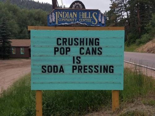 chaotic-typist - rebelmeg - pr1nceshawn - Punny Signs.This sign...