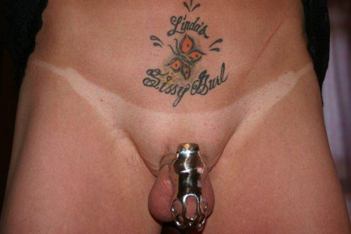 lilithangelxx:exposedsissy:~TIME FOR A TATTOO SISSY~I need...