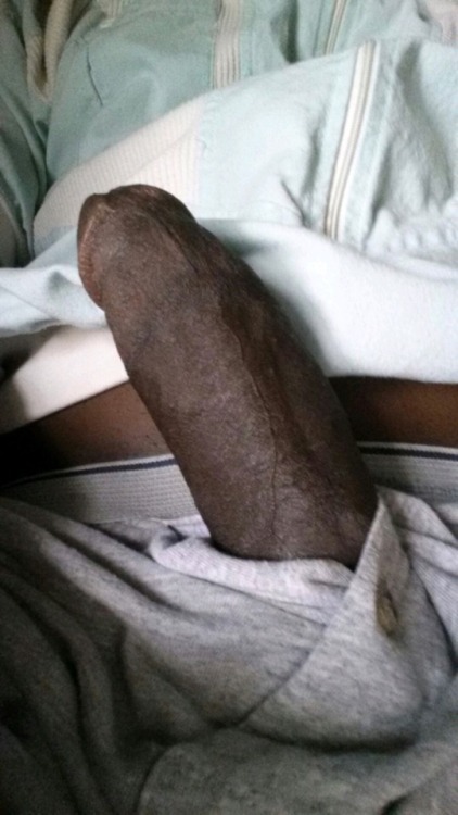 Thick and ready. #thickcock #bbc #bigblackdick
