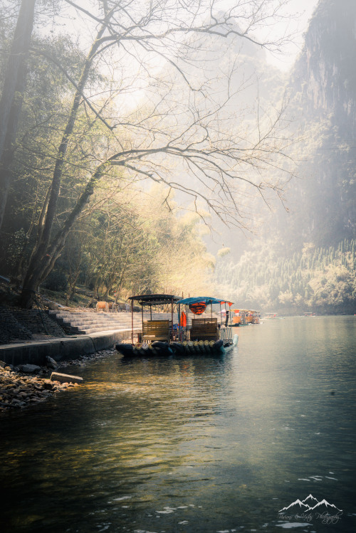 visionsandvistas - Traveling through the Li River