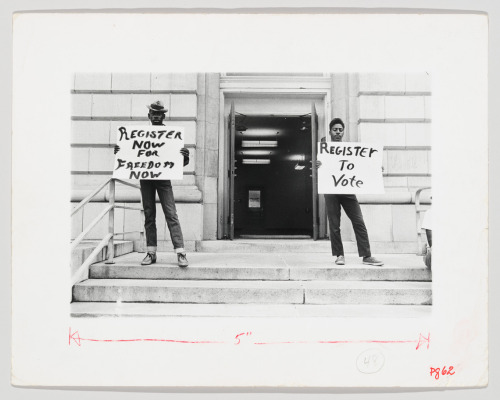 grupaok - Danny Lyon, Two SNCC Workers, Selma, 1963