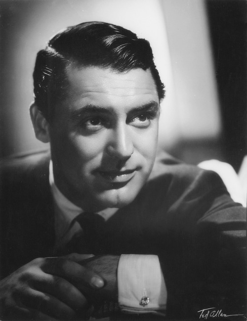 wehadfacesthen - Cary Grant, 1936, photo by Ted Allan