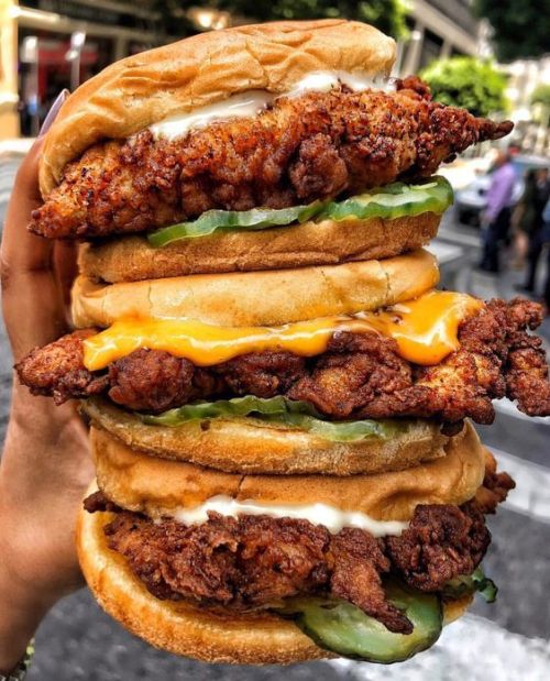 yummyfoooooood - Fried Chicken Burgers