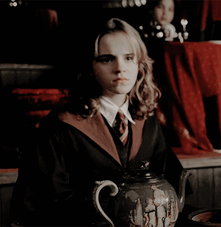 rowlinginthedepp - current mood = Hermione Granger in divination...