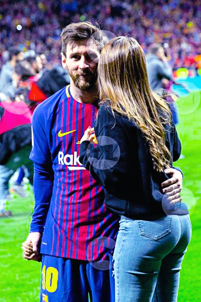 صور مباراة : برشلونة - إشبيلية 5-0 ( 21-04-2018 )  Tumblr_p7k64sm9Jk1uqdbpso1_400