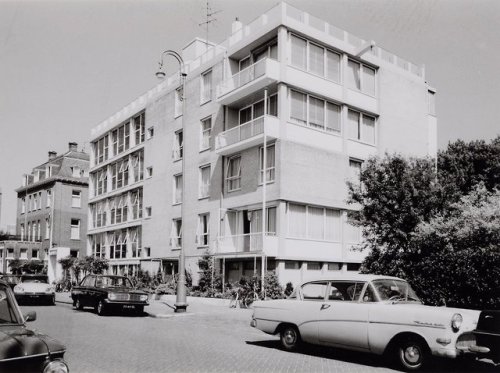 germanpostwarmodern - Commercial and Apartment Building (1958) in...
